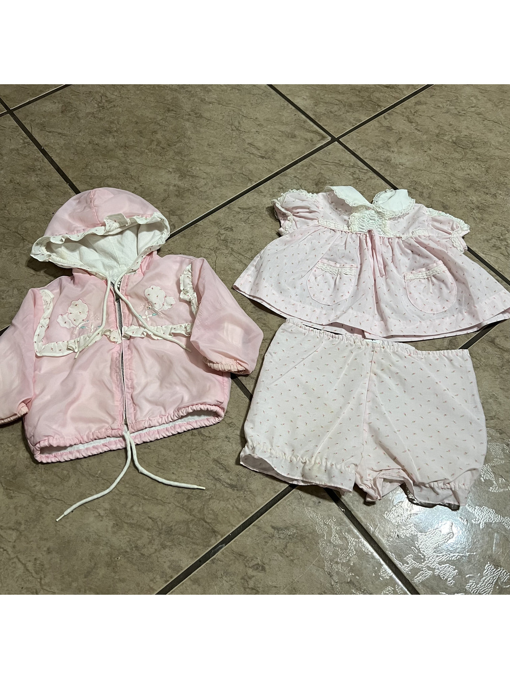 Vintage Girls 3 Piece Floral Ruffle Outfit Set Jacket Top Bottoms Youth Toddler
